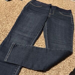 St. John's Bay skinny leg dark blue jeggings (L) - EUC!